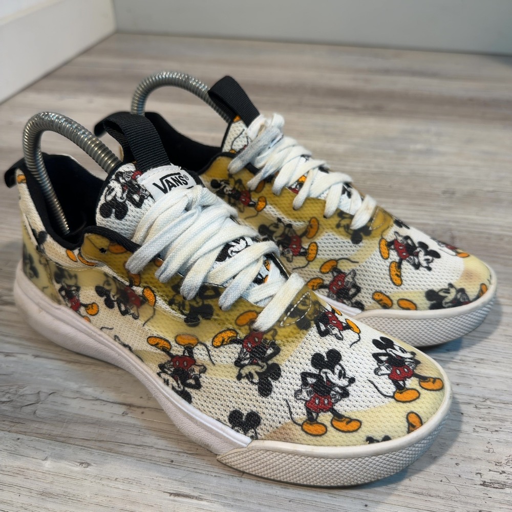 Vans Disney x UltraRange Rapidweld Mickey Mouse Shoes Men's 6 / Women's 7.5